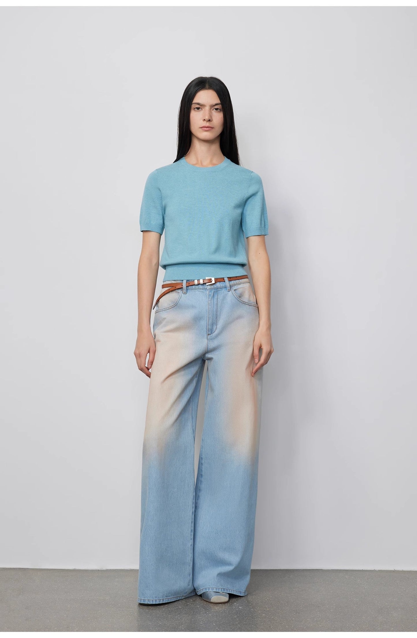 "Wantful Fantasy" Washed Wide-Leg Jeans. Low Waist, Bootcut & Luxe Feel