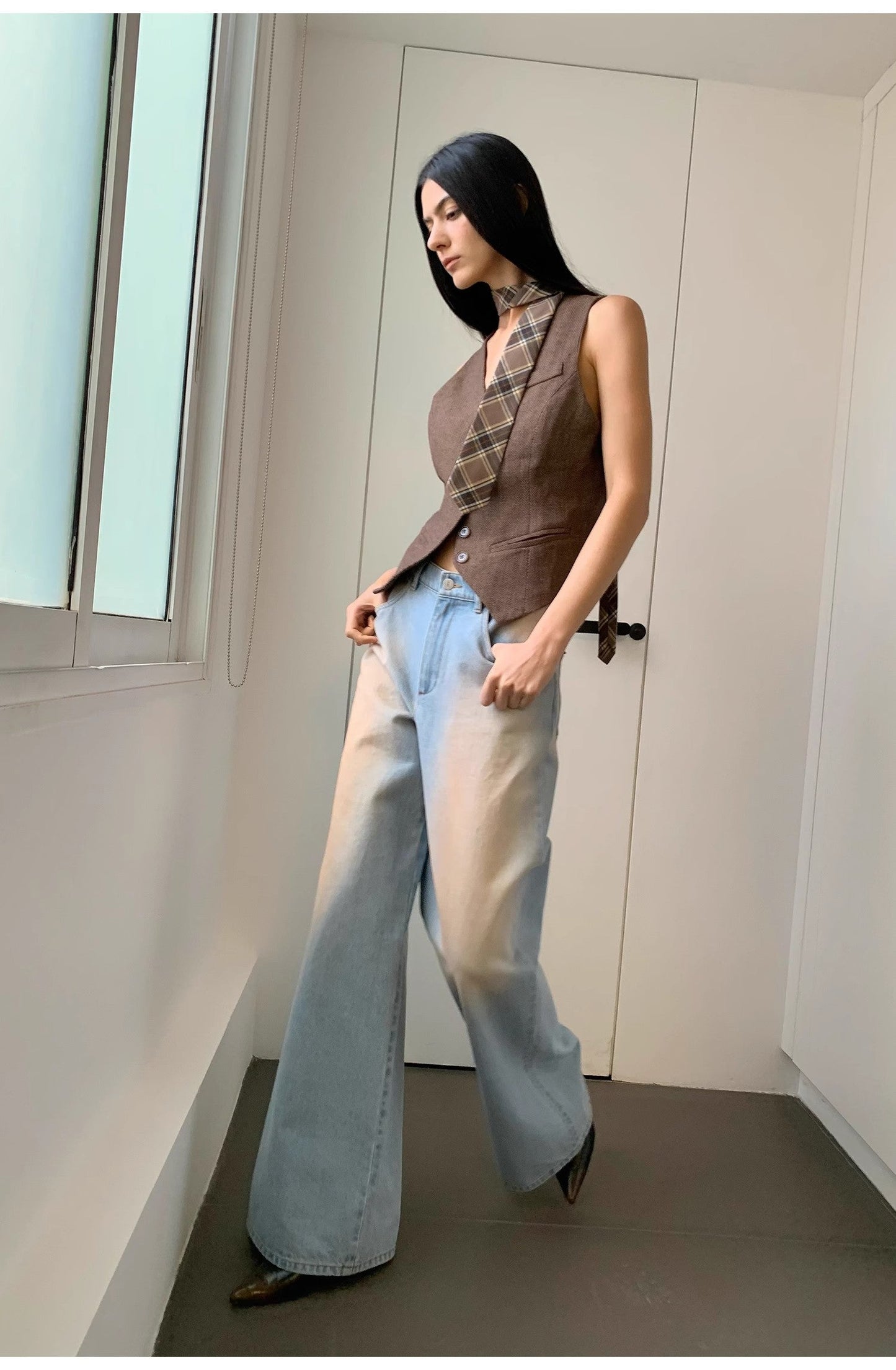 "Wantful Fantasy" Washed Wide-Leg Jeans. Low Waist, Bootcut & Luxe Feel