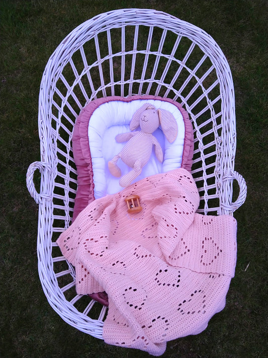 Chelsea Heart Baby Blanket, 100% Merino Wool, Cozy & Sustainable Apricot