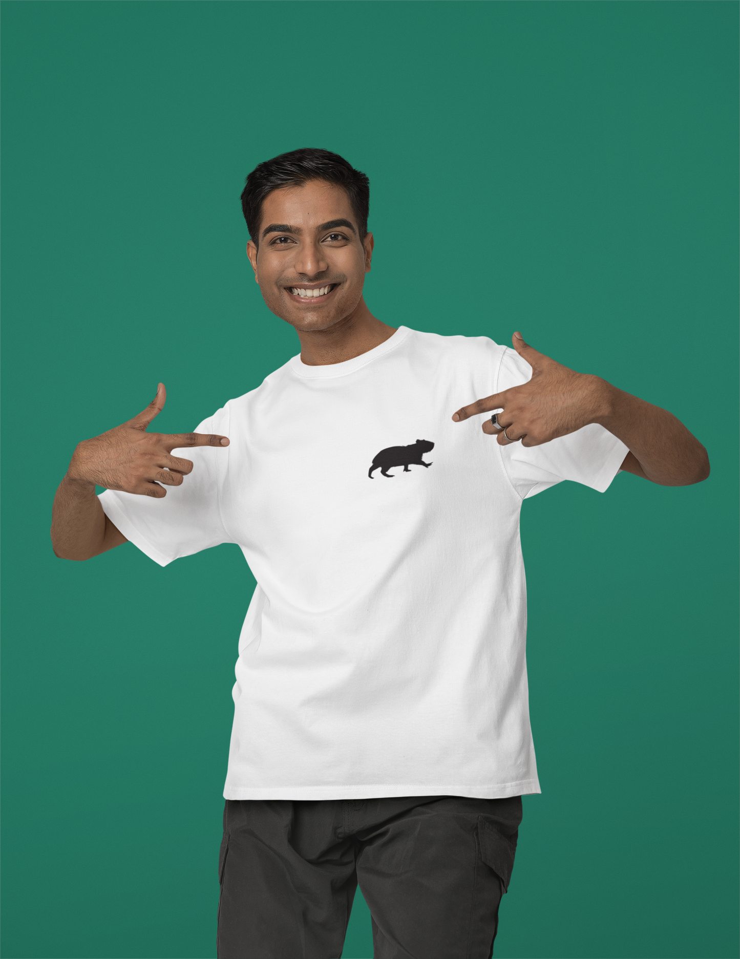 Capybara T-Shirt Guess What Capy Butt Graphic Tee Funny Animal Shirt Cute Capybara Shirt for Teens and Adults