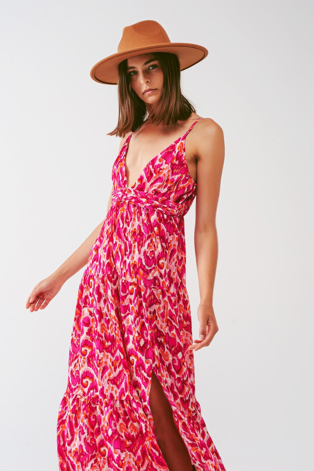 Pink Floral Maxi Dress. V-Neck, Flowy Fit & Romantic Side Splits